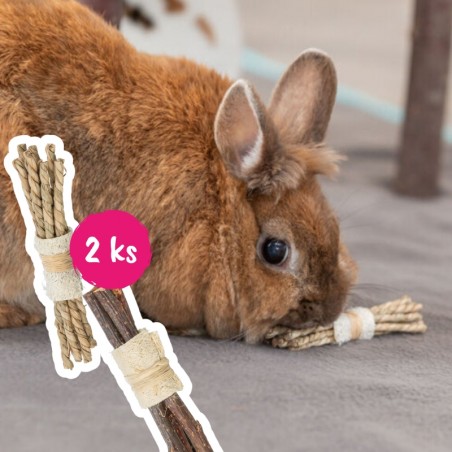 svazky vetvicek a travy pro kraliky